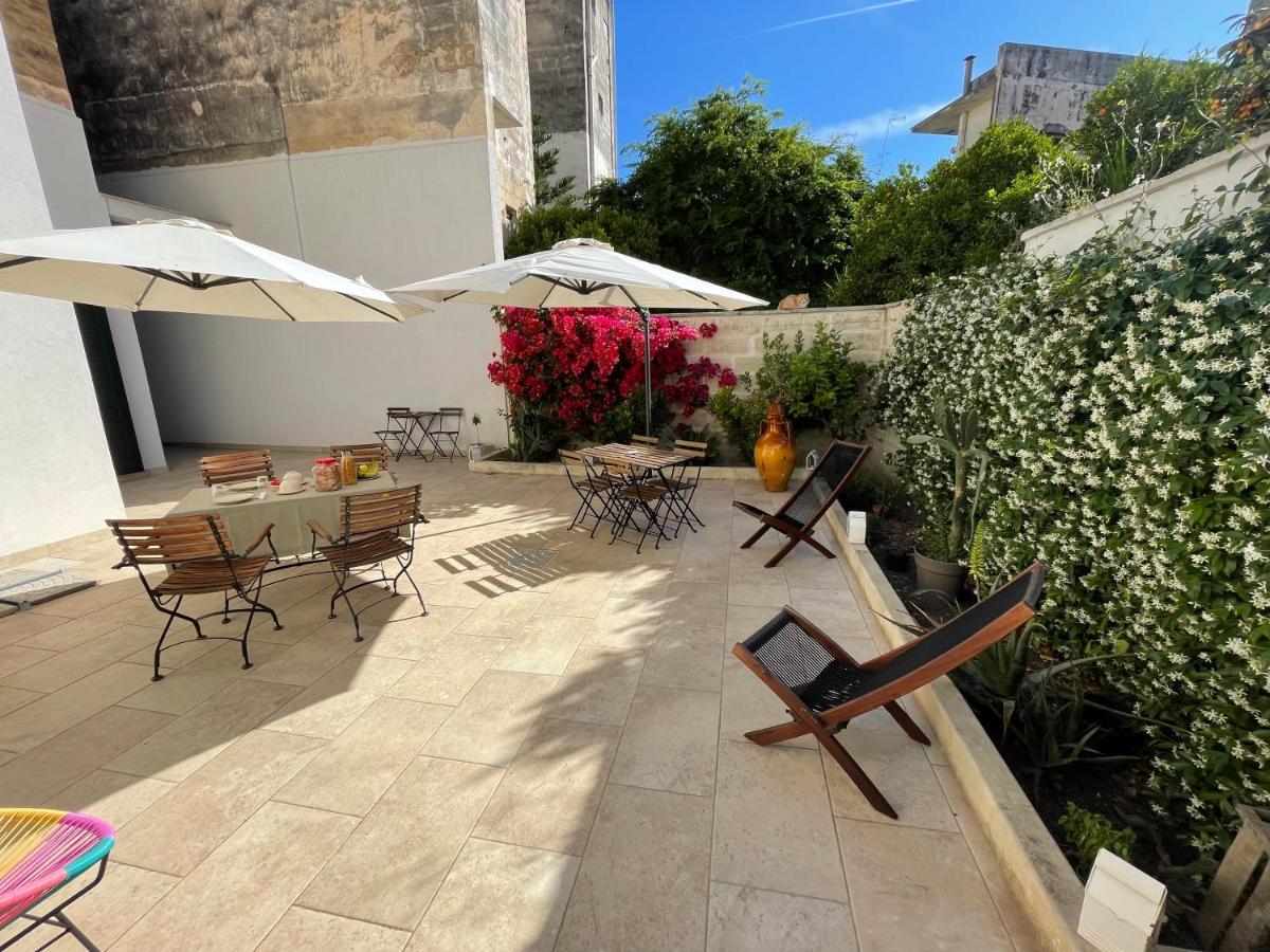 Bnb Fico Lecce Bagian luar foto