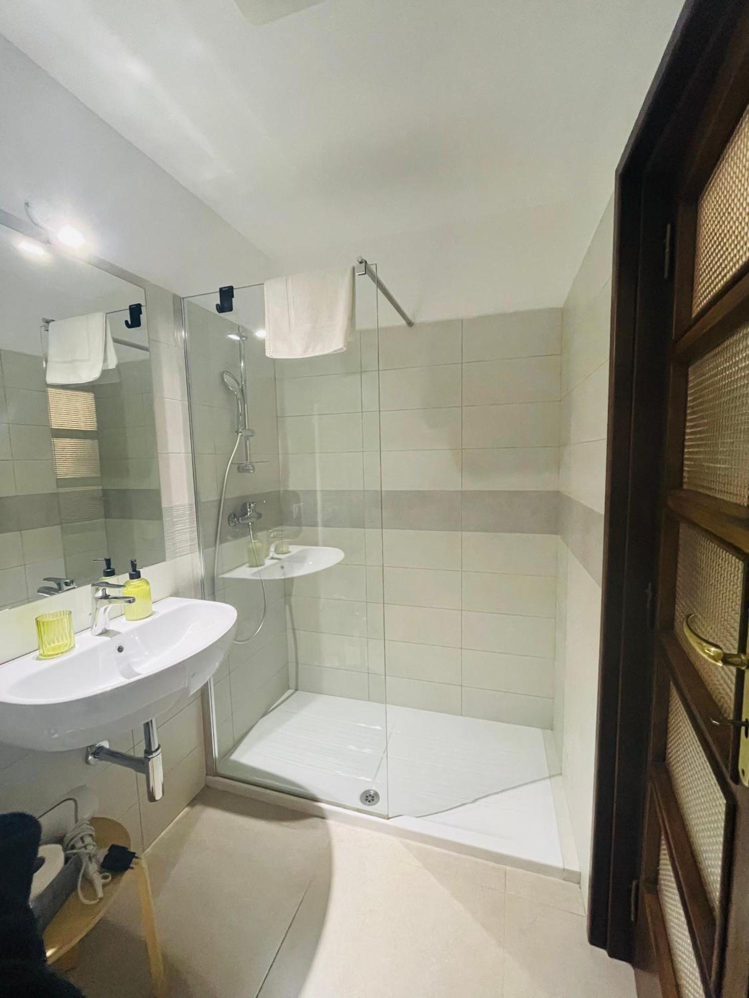 Bnb Fico Lecce Bagian luar foto