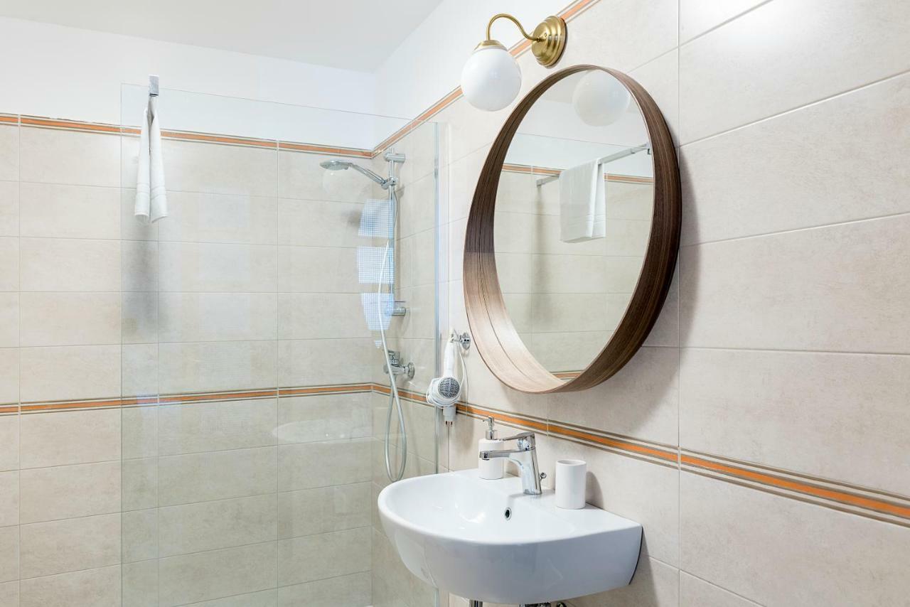 Bnb Fico Lecce Bagian luar foto